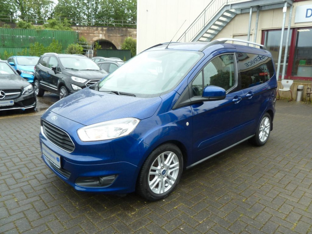 Ford Tourneo Courier Titanium R-Kamera Navi 2016/11