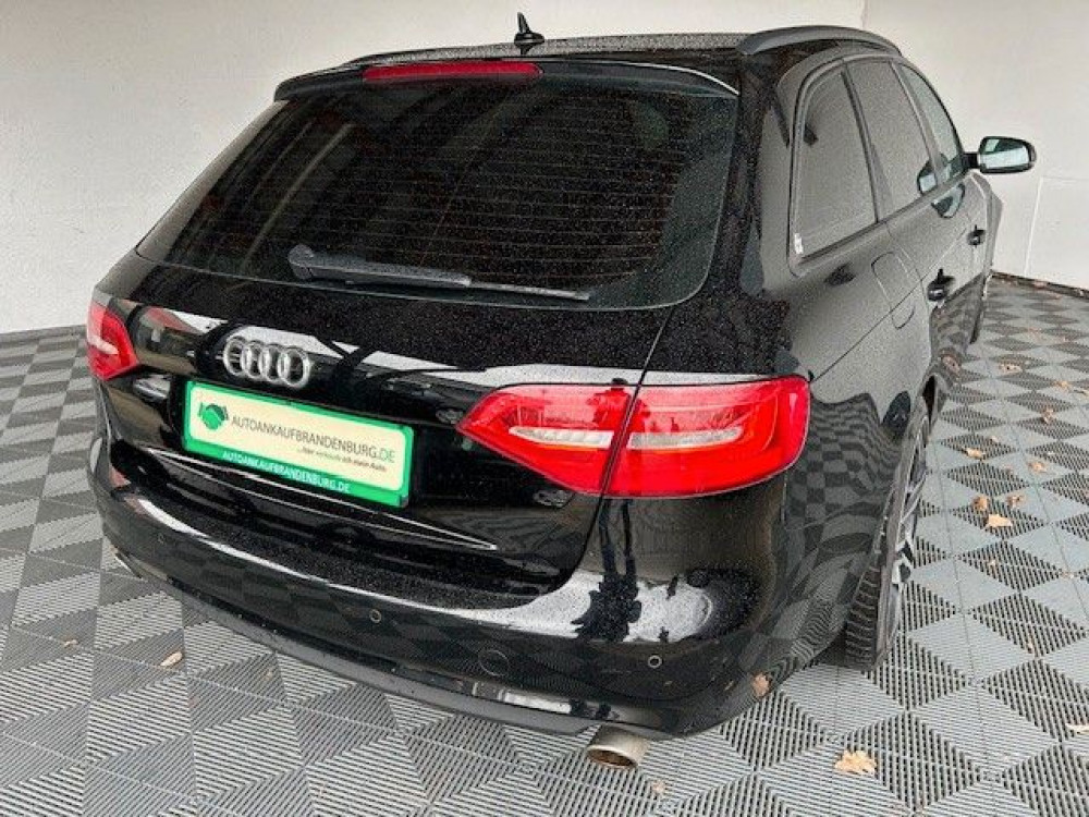 Audi A4 Avant Attraction 2012/7