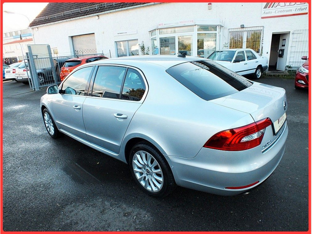 Skoda Superb 1.4 TSI*Xenon*Navi*LED*Sitzheizung* 2013/7