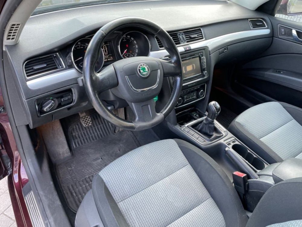 Skoda Superb Ambition 1,8 TSI Standheizung Park-Assist 2010/2