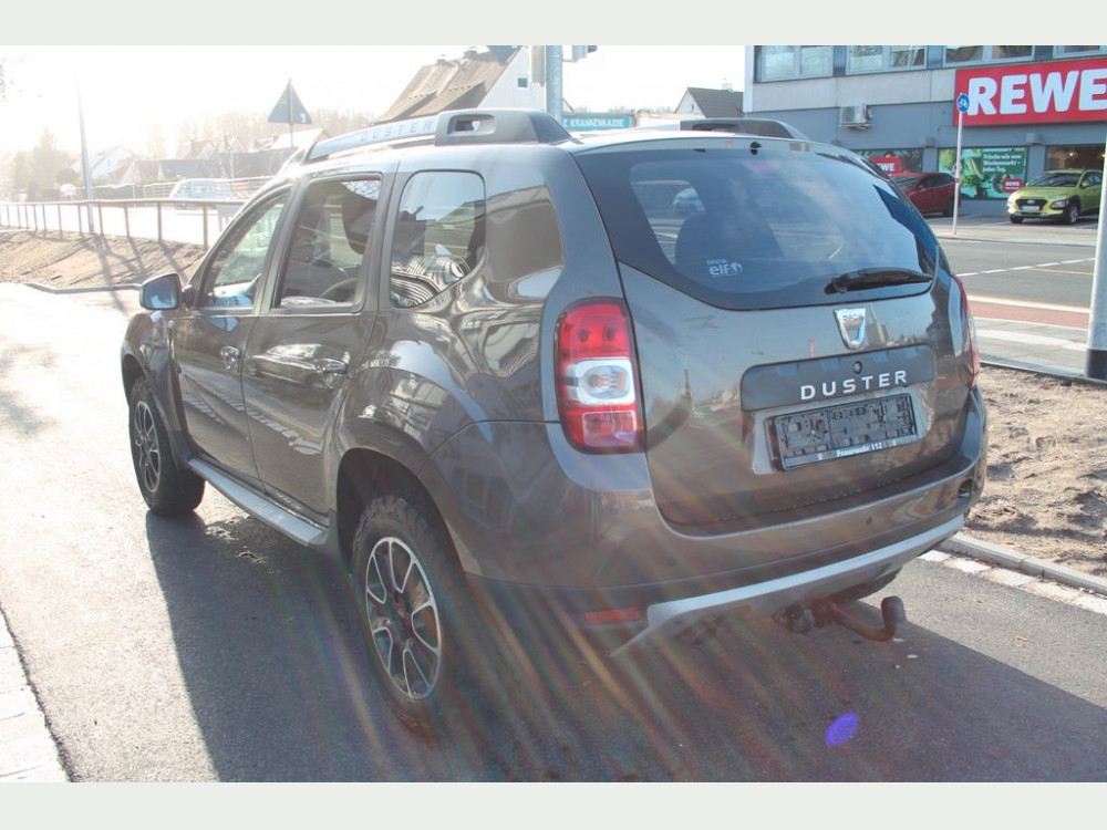 Dacia Duster I Black Shadow/Navi/SHZ/Klima/AHK/Kamera 2017/3