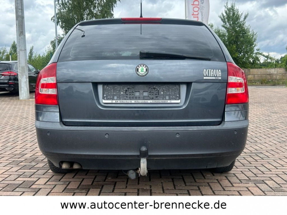 Skoda Octavia Combi Ambiente 2.0  TDI 2009/10