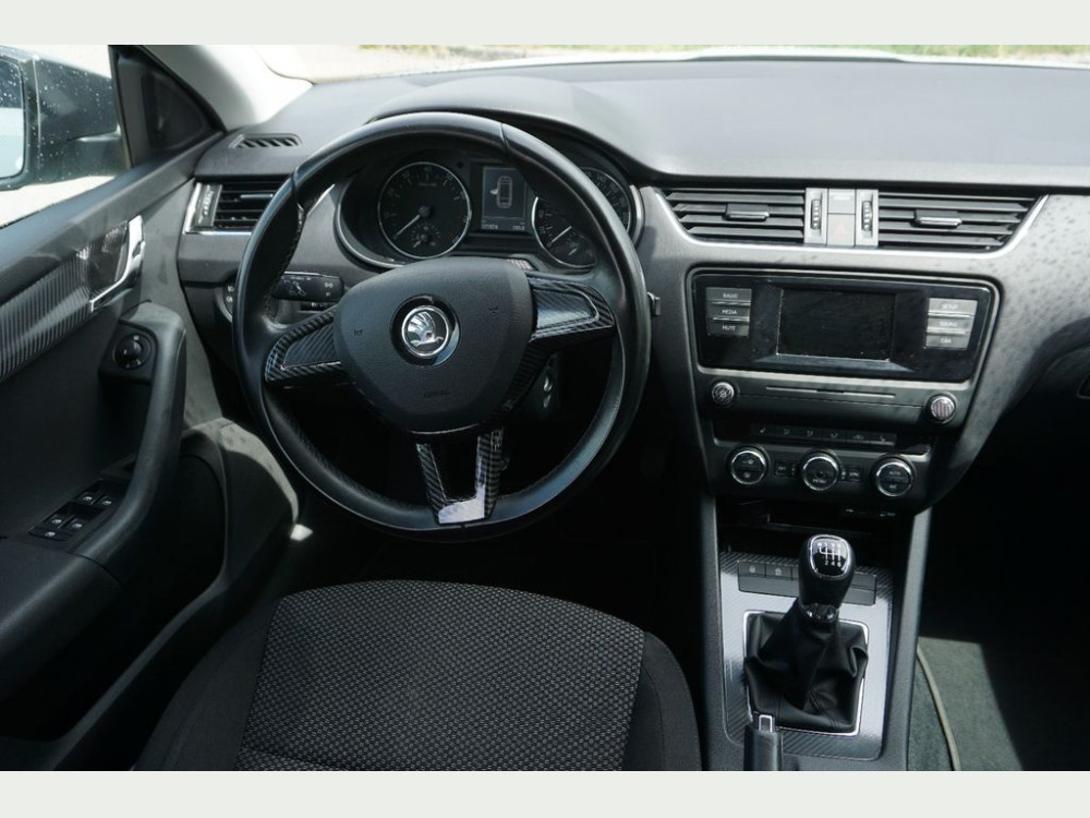 Skoda Octavia Combi Solution 2015/11