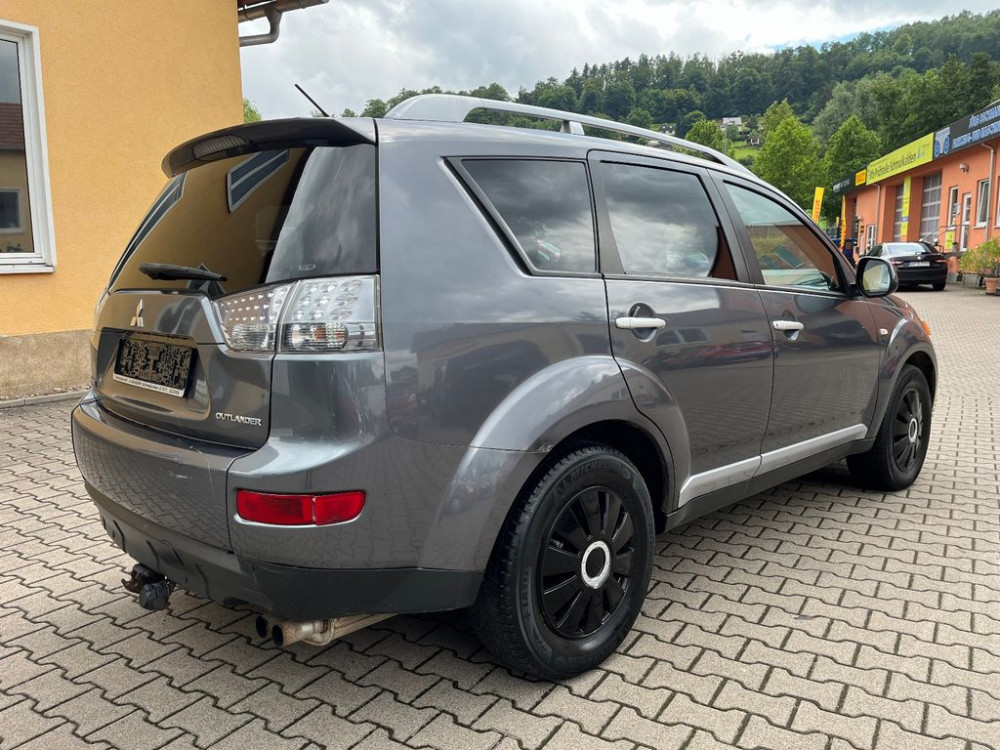 Mitsubishi Outlander 2.0 DI-D Instyle 4x4 Klimaut Leder AHK 2007/2