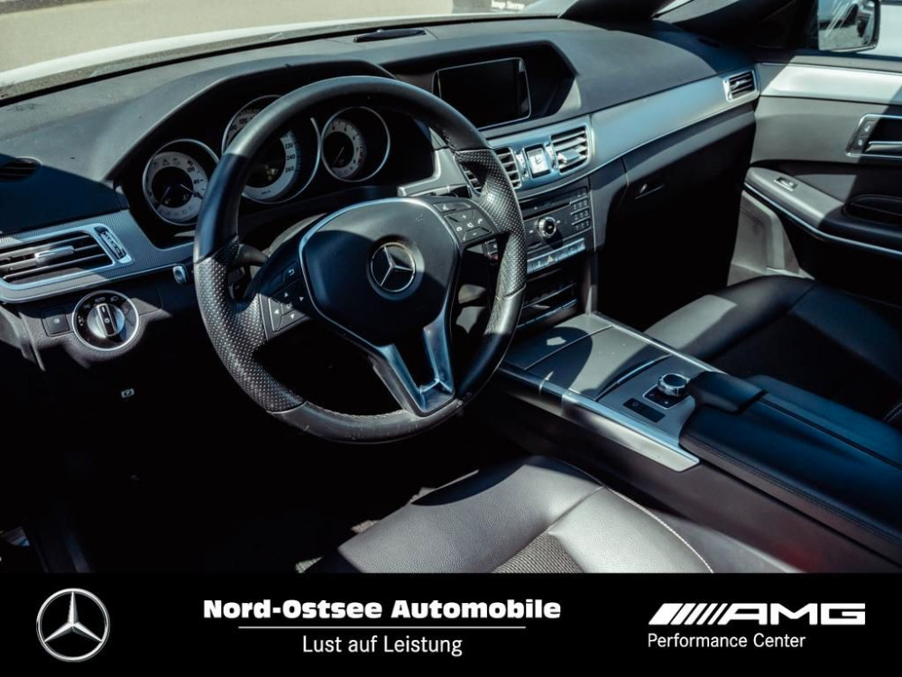 Mercedes-Benz E 200 T Avantgarde AHK LD Tempo Sitzhz 2016/12