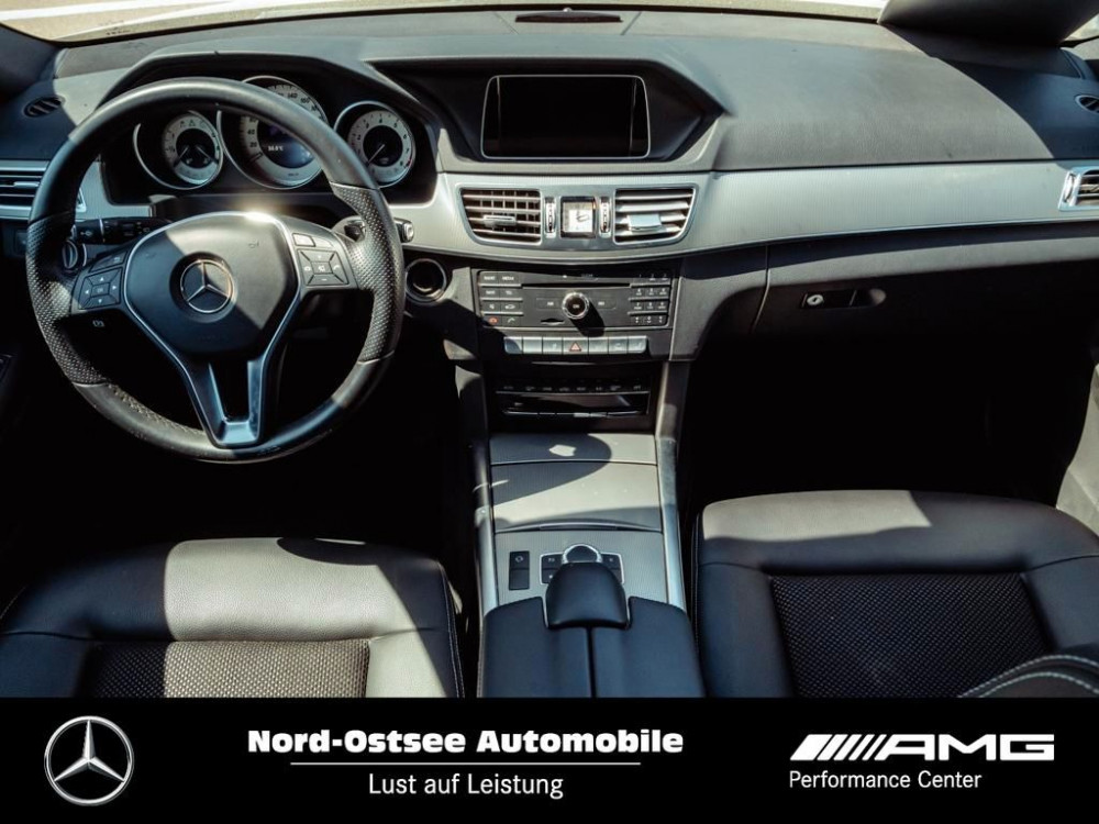 Mercedes-Benz E 200 T Avantgarde AHK LD Tempo Sitzhz 2016/12