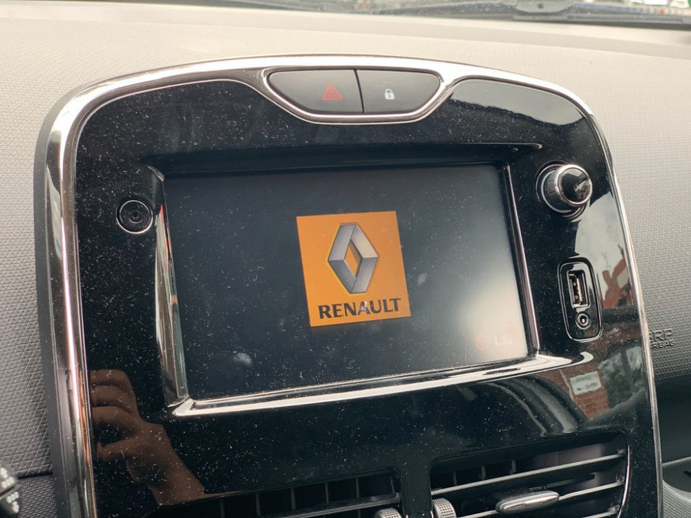 Renault Clio IV Dynamique | MOTORSCHADEN | Navi 2014/12