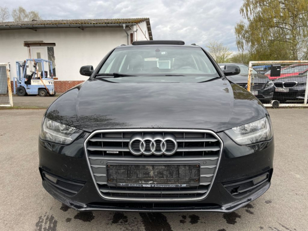 Audi A4 Ambiente quattro Aut-Pano STHZ Navi Kamer AHK 2014/9