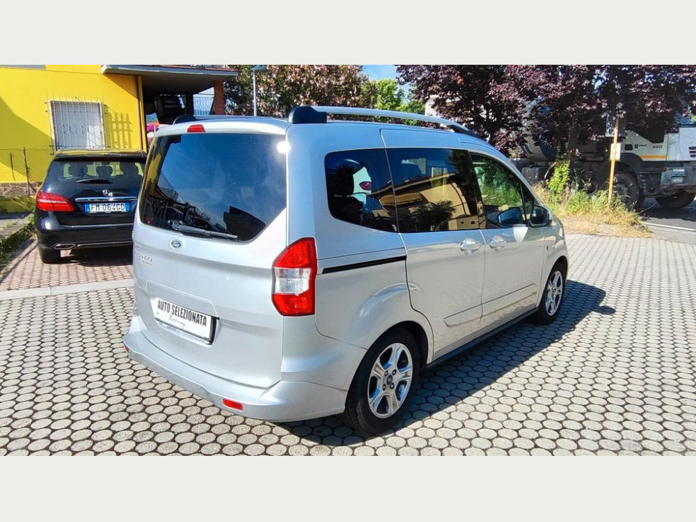Ford Ford Tourneo Courier 1.5 TDCI 75 CV Plus 2015/6