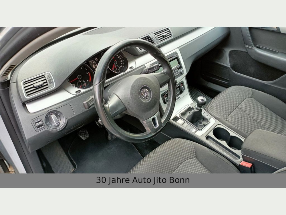 Volkswagen Passat Variant Trendline BlueMotion 2011/8