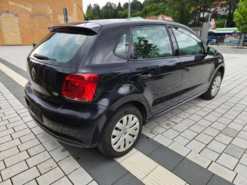 Volkswagen Polo 1.6TDI*Tüv neu*Zahnriemen neu*Klima*5Türen 2012/3