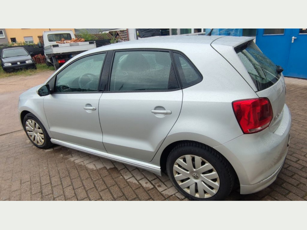 Volkswagen Polo V Trendline BlueMotion/BMT 2012/11