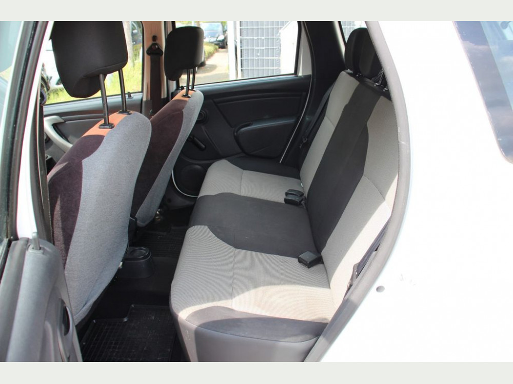 Dacia Duster 1.6 16V 105 # Klima # AHK # TÜV NEU! 2015/7
