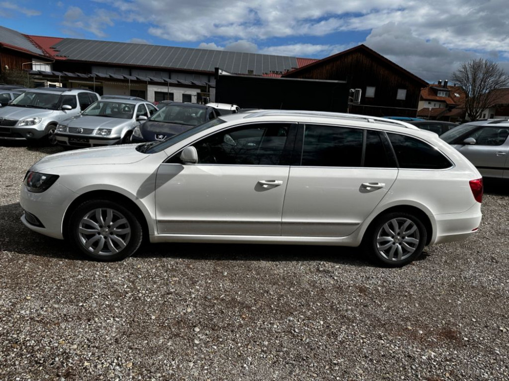 Skoda Superb Combi Elegance 4X4 Automatic 2014/11