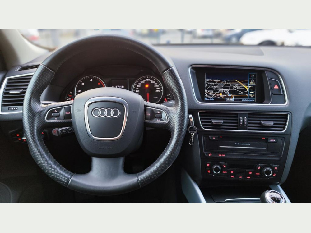 Audi Q5 2.0 TDI quattro *LEDER*XENON*NAVI*AHK* 2009/2