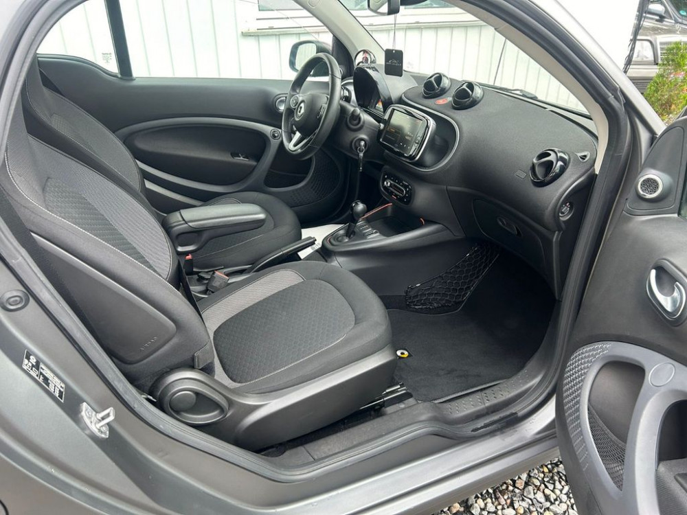Smart ForTwo coupé EQ  "22 KW LADER/LED/JBL" 2021/5