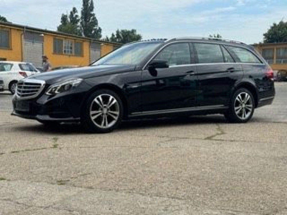 Mercedes-Benz E 220  -Klasse T-Modell  220 BlueTec 2016/2