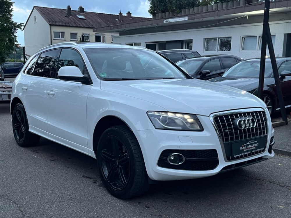 Audi Q5 2.0 TDI  QUATTRO S Line /PANORAMA/XENON 2011/10