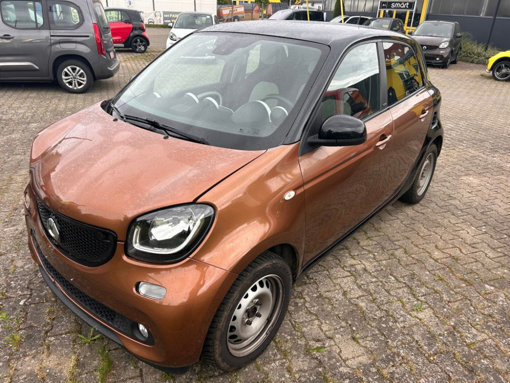 Smart 453 ForFour 1.0 52kW passion  NAVI  /  Klima 2015/4