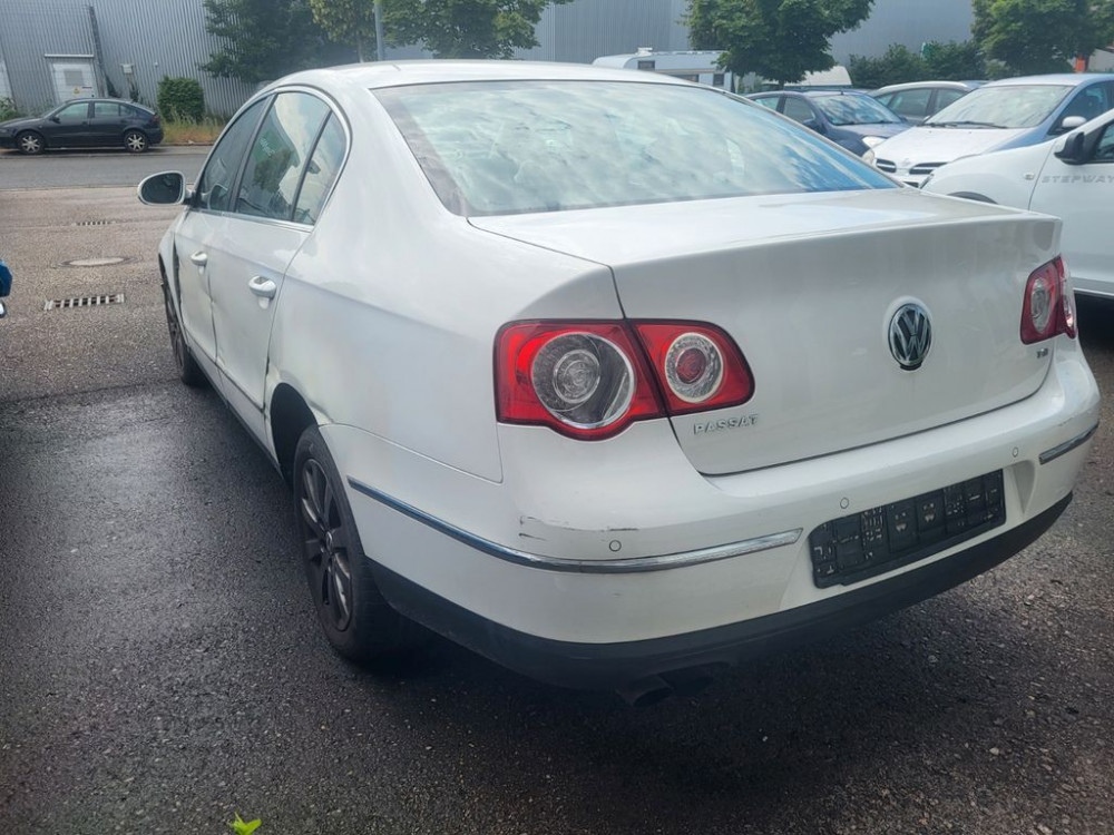 Volkswagen Lim. Comfortline Navi Xenon PDC MotorProblem 2008/8