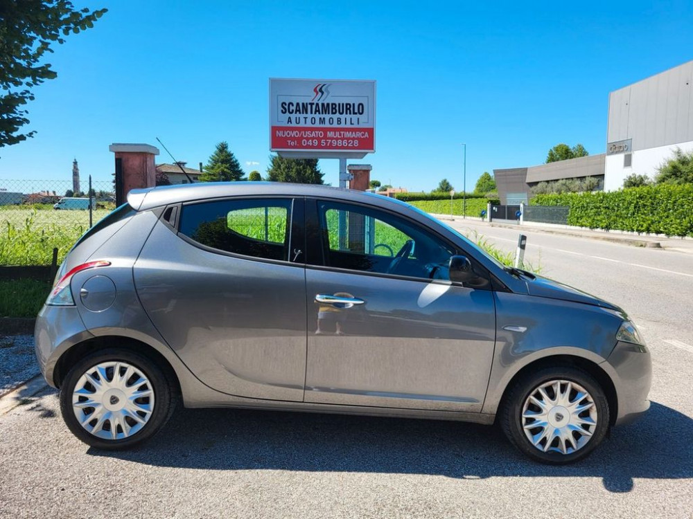 Lancia Lancia ypsilon 1.3 mjt -2013 2013/5