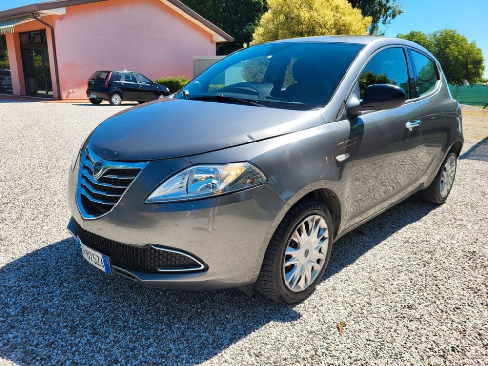 Lancia Lancia ypsilon 1.3 mjt -2013 2013/5