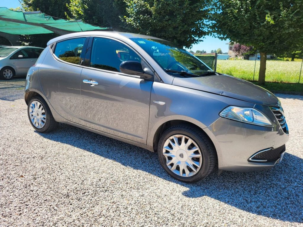 Lancia Lancia ypsilon 1.3 mjt -2013 2013/5