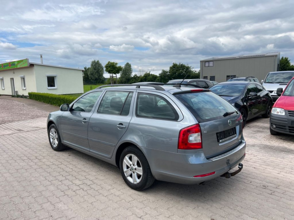 Skoda Octavia 1.6 TDI Elegance Combi 2012/4