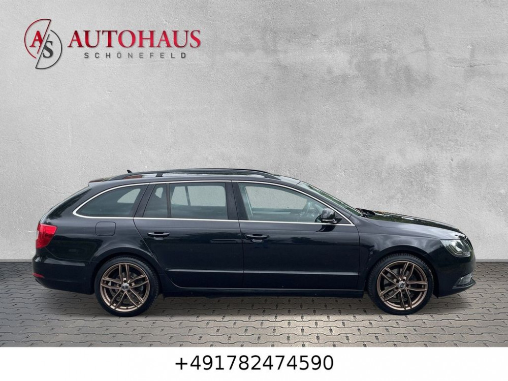 Skoda Superb Combi Exclusive MEMORY BIXEN AHK NAVI SHZ 2014/12