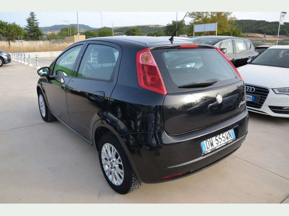 Fiat FIAT GRANDE PUNTO 1.3 M-JET 75 CV 5p 2009/7