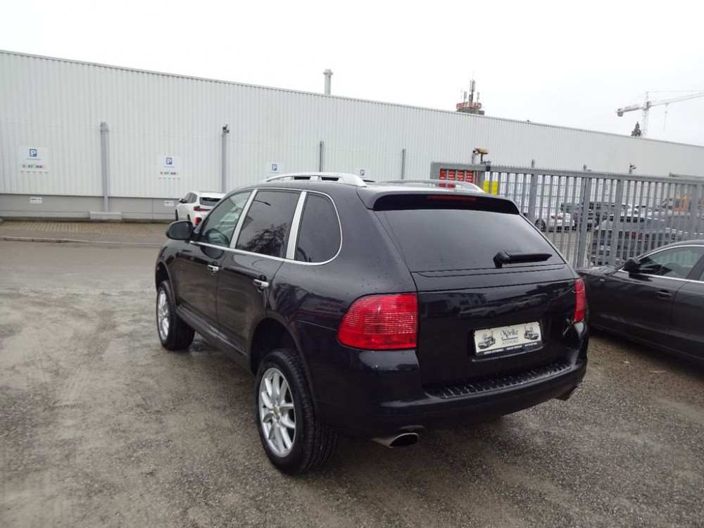 Porsche Cayenne VR6*Leder*6.Gang*Klima*19.Zoll** 2005/8