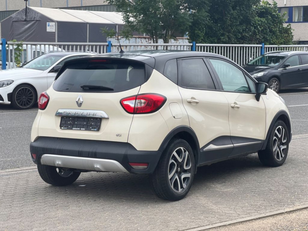 Renault Captur Helly Hansen / NAVI / KAMERA / TEMPO 2015/1