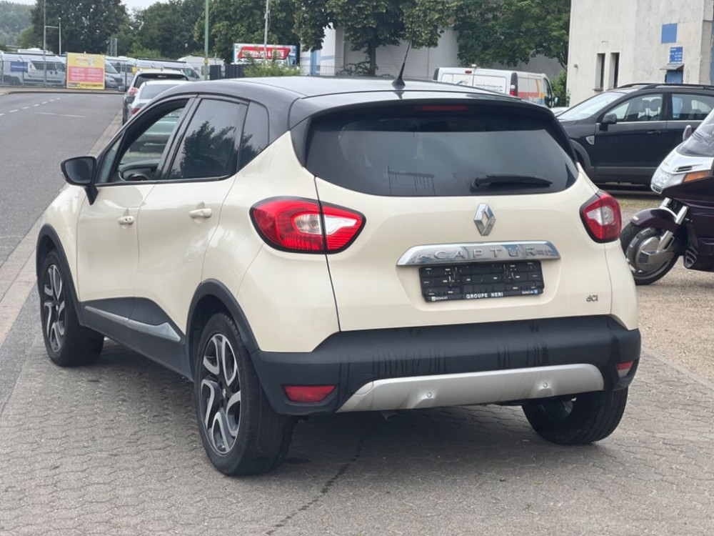 Renault Captur Helly Hansen / NAVI / KAMERA / TEMPO 2015/1