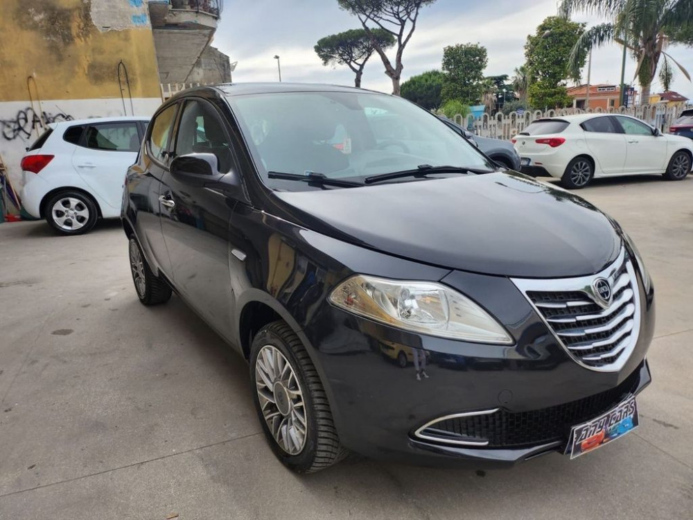 Lancia Lancia Ypsilon 0.9 TwinAir 85 CV 5 porte Metano 2013/9