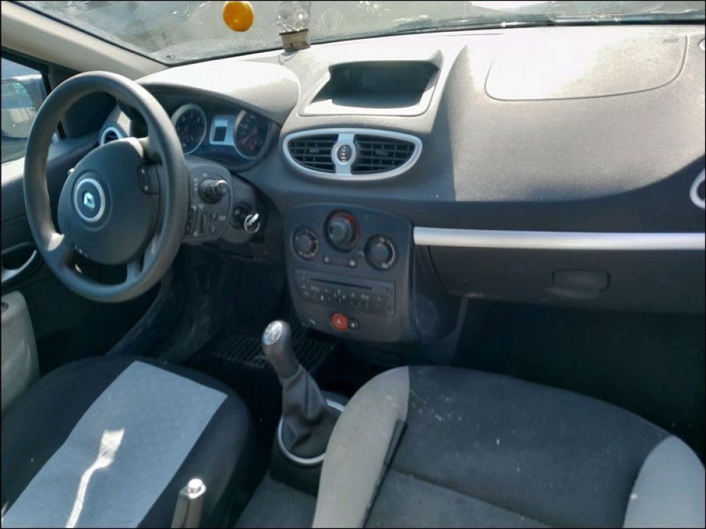 Renault CLIO 1.5 DCI 2012/9