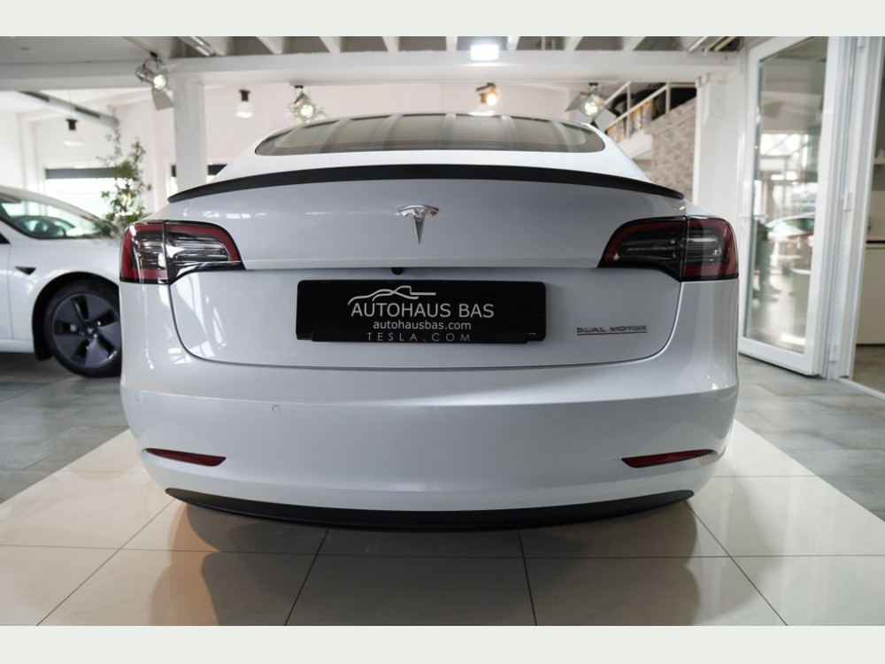 Tesla Model 3 Performance * Neue Batterie 2022/3