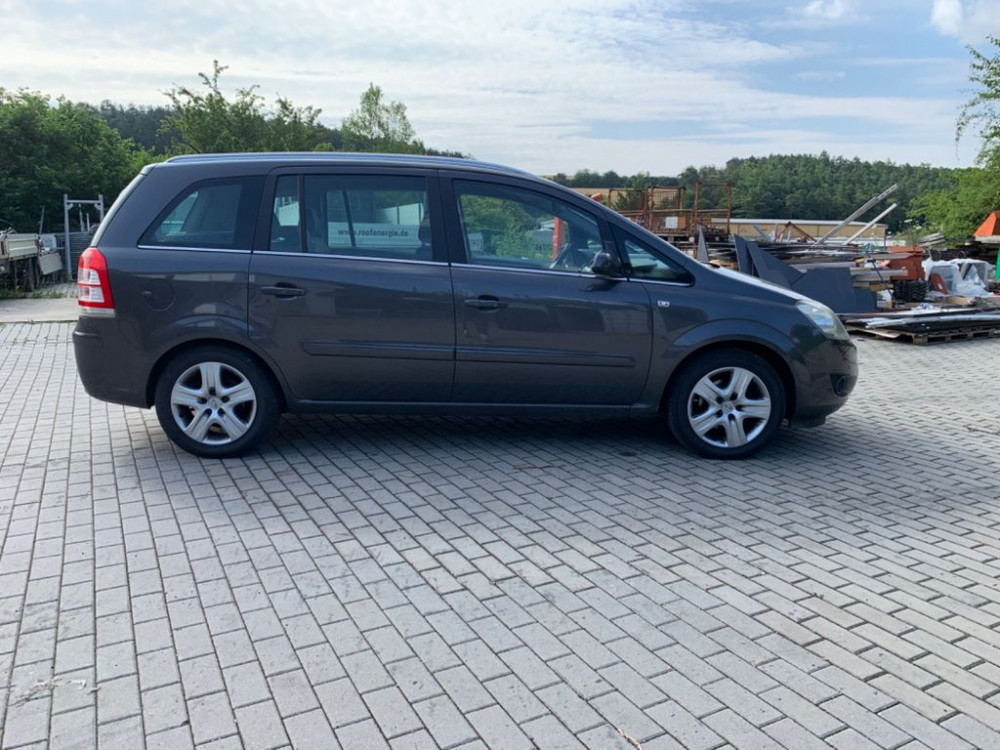 Opel Zafira B Innovation Klimaaut/Navi/Temp/Xenon/PDC 2009/2