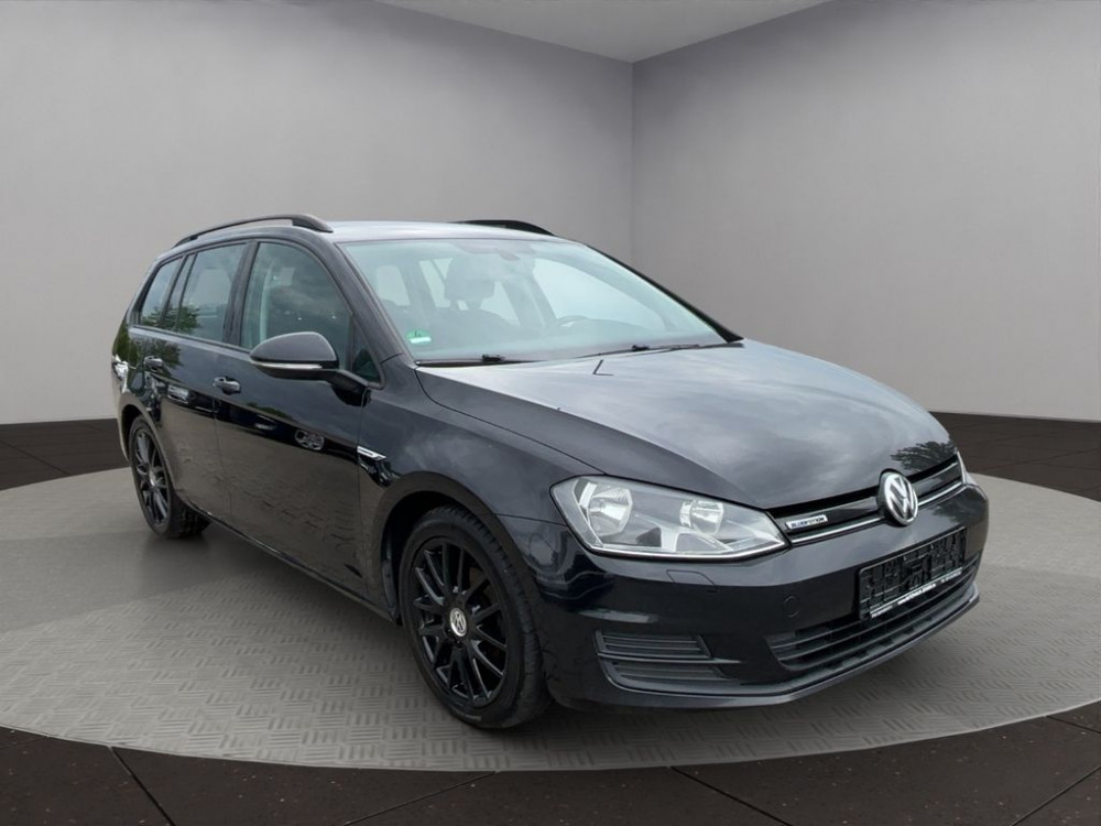 Volkswagen Golf VII 1.6 TDI Variant Trendline BlueM AHK SHZ 2017/3