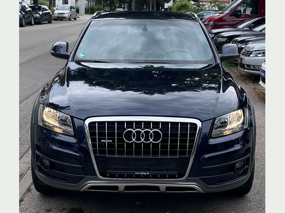 Audi Q5 3.0 TDI quattro Autmatik/B&O/AHK/Optik Paket 2011/2