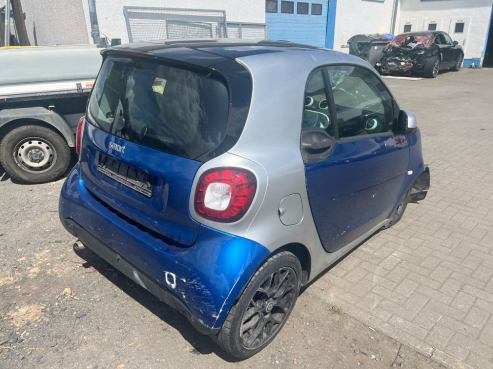Smart ForTwo fortwo coupe Basis 52kW Autom. Leder 2018/6