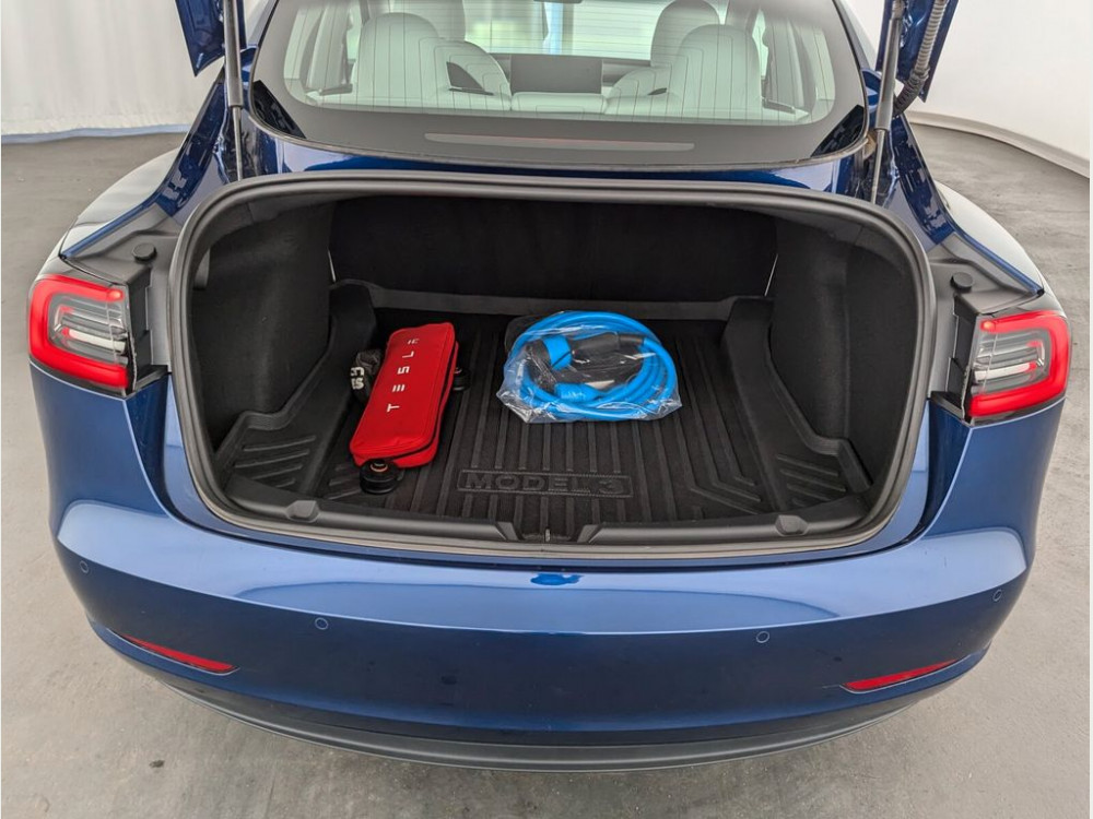 Tesla Model 3 Standard Range Plus 55 KWh RWD LED+NAVI+ 2020/12