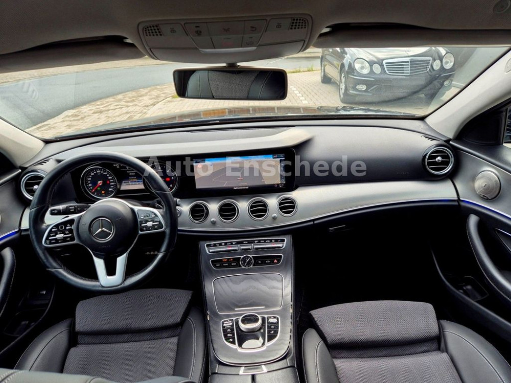 Mercedes-Benz E220 d AUT9 Avantgarde Kamera/Leder/Navi+/1.Hand 2019/1