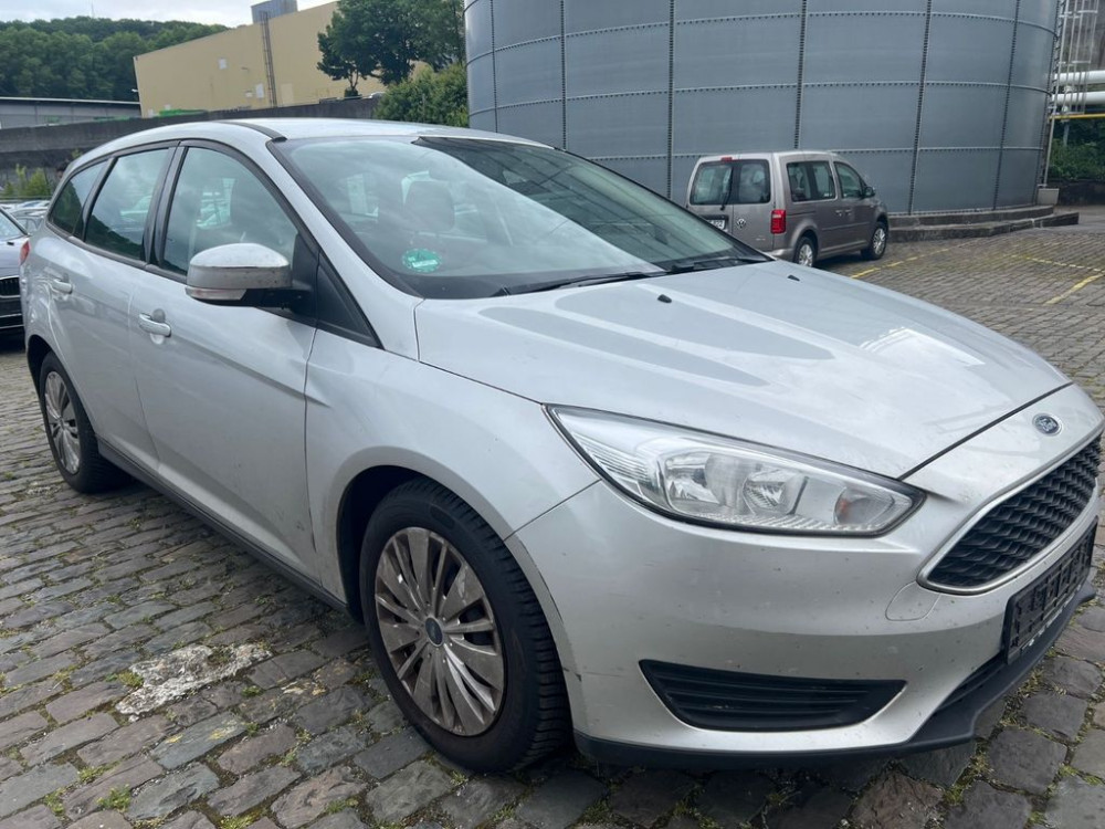 Ford Focus Turnier Sitzheizung MKL An Kupplung hängt 2015/9