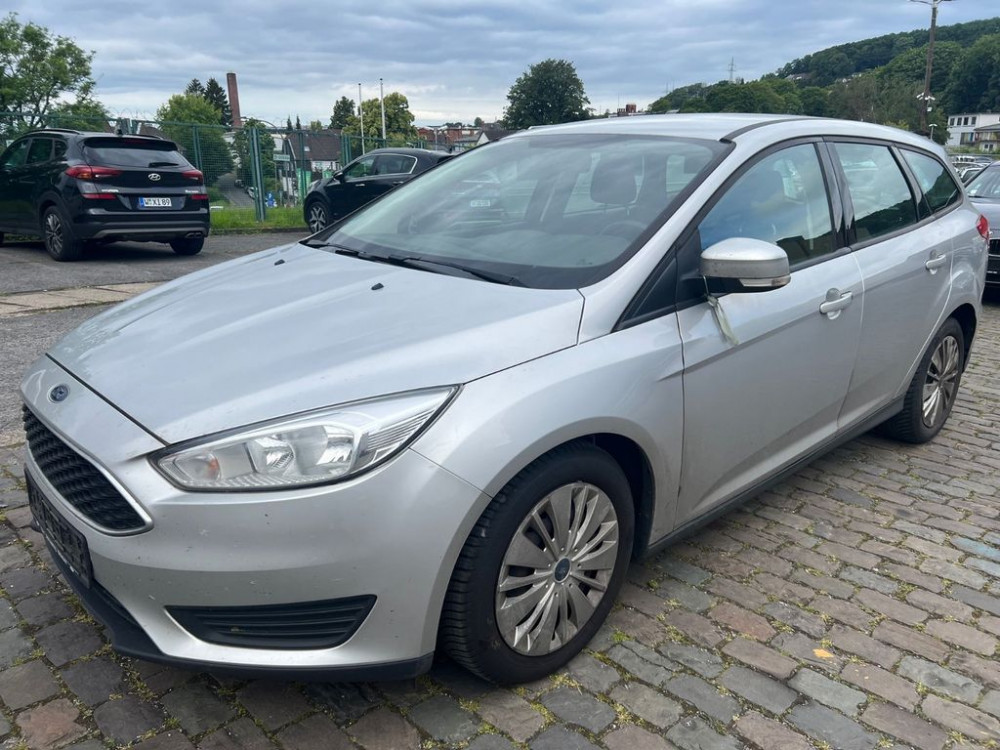 Ford Focus Turnier Sitzheizung MKL An Kupplung hängt 2015/9