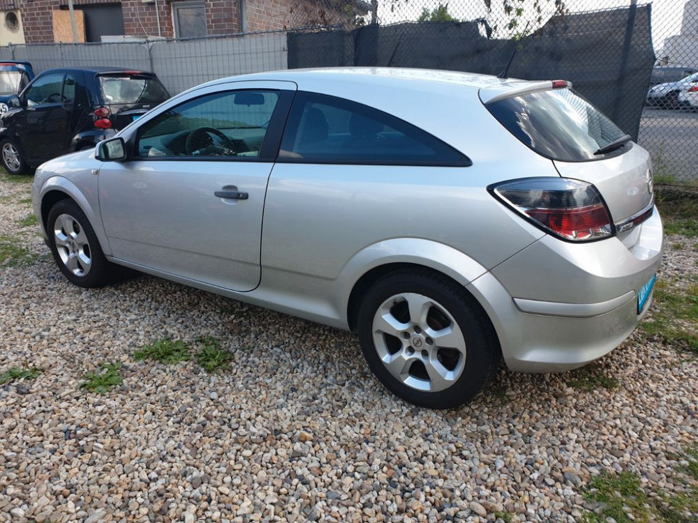 Opel Astra GTC 1.6 Selection*1-Hand*TÜV-Neu* 2009/6