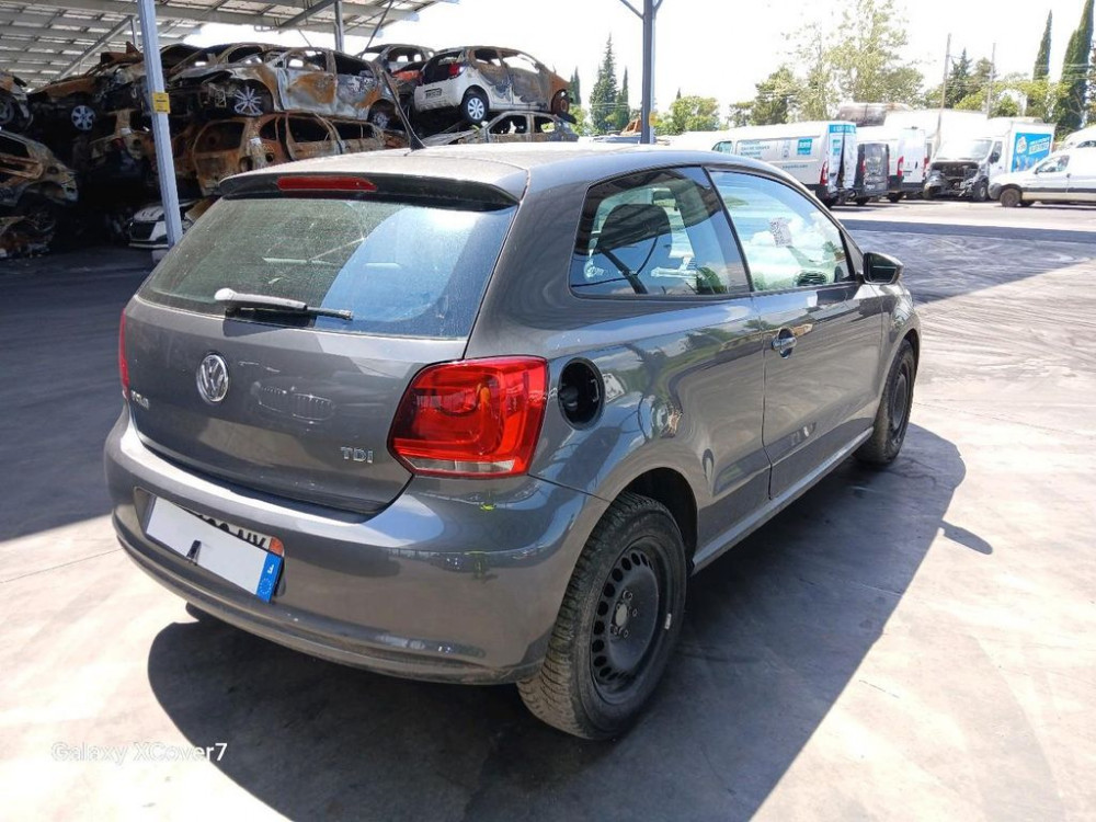 Volkswagen POLO V (6R) 1.2 TDI 75 2011/12