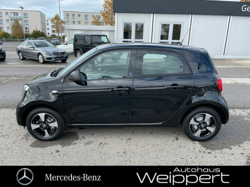 Smart EQ forfour 22 KW PANO KLIMA SHZG DAB KAMERA EPH 2021/11