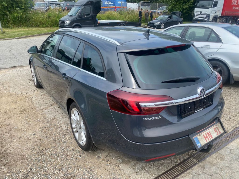 Opel Insignia A Sports Tourer Edition 2.0 CDTi 2013/12