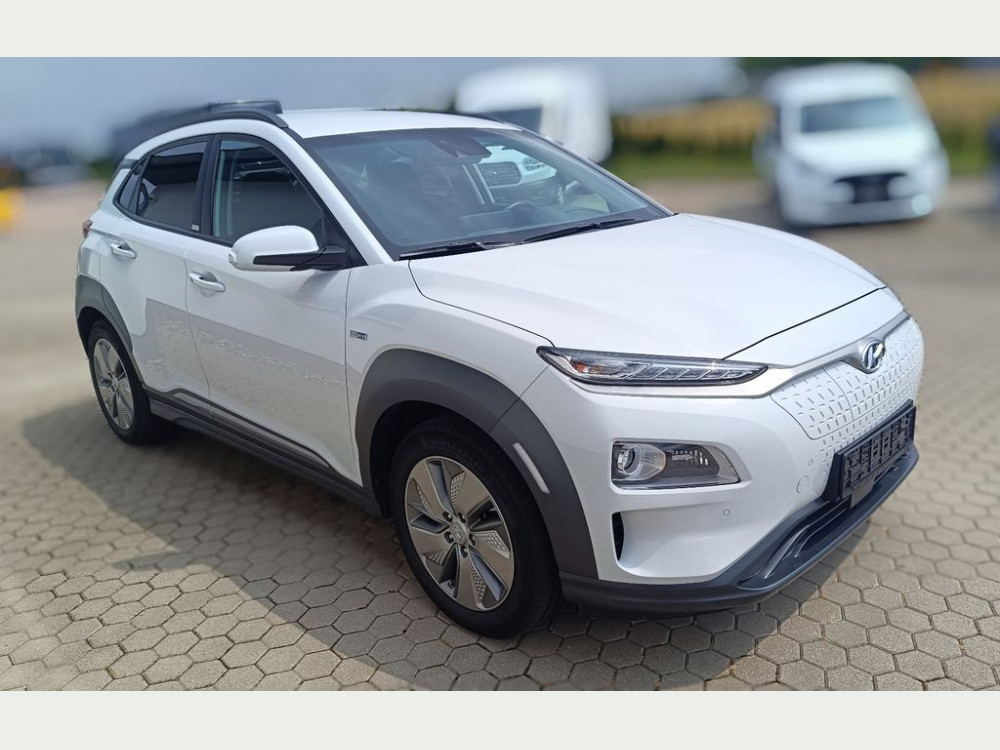 Hyundai Kona Style Plus Elektro 64kWh Navi-AssistPaket 2021/4