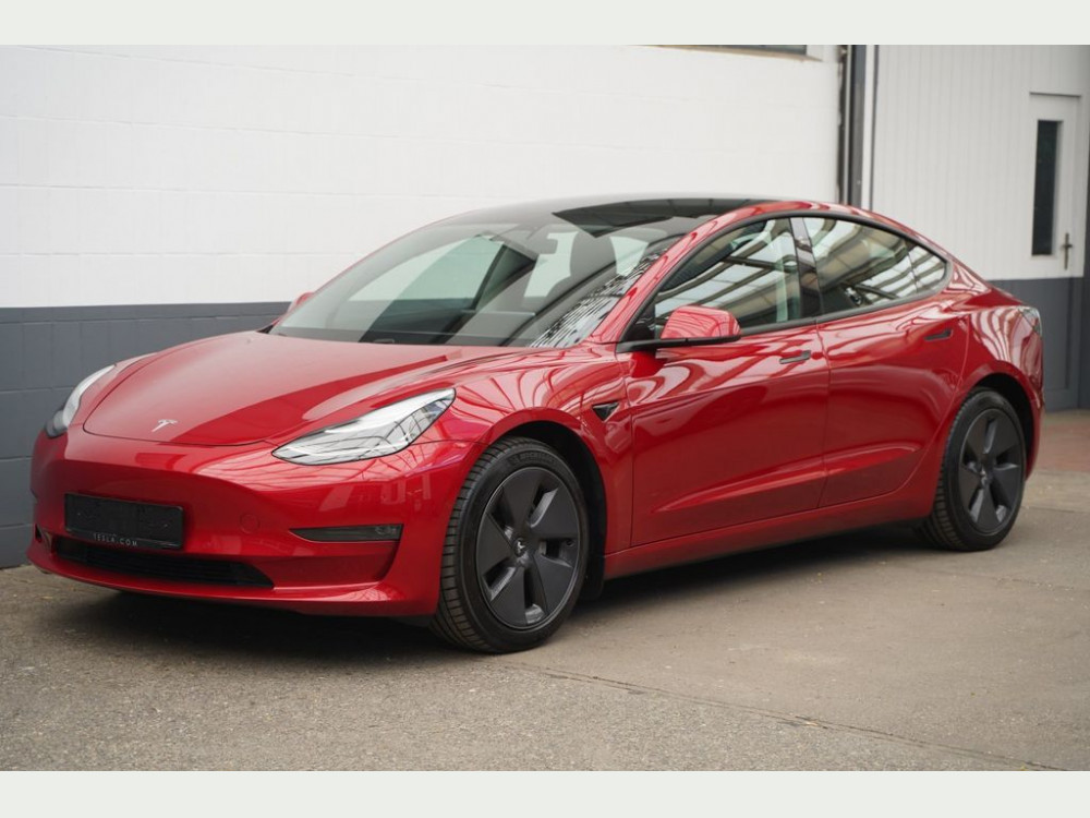 Tesla Model 3 Long Range AWD  *FSD*AHK/trailer hitch* 2021/3